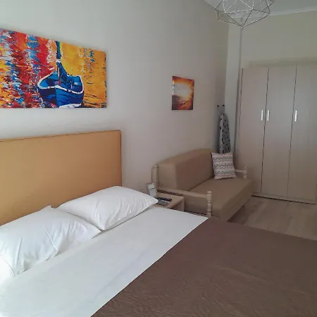 דירה Zefi's Néa Péramos